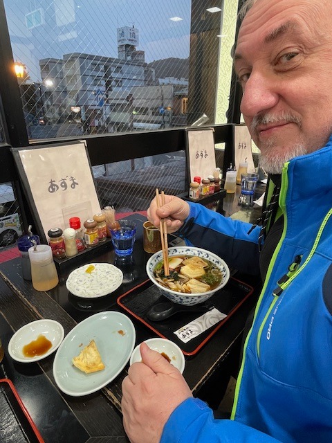 Soba nudle s tofu a vajíčkem